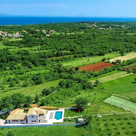 With Heated Pool,spa And Tennis Court